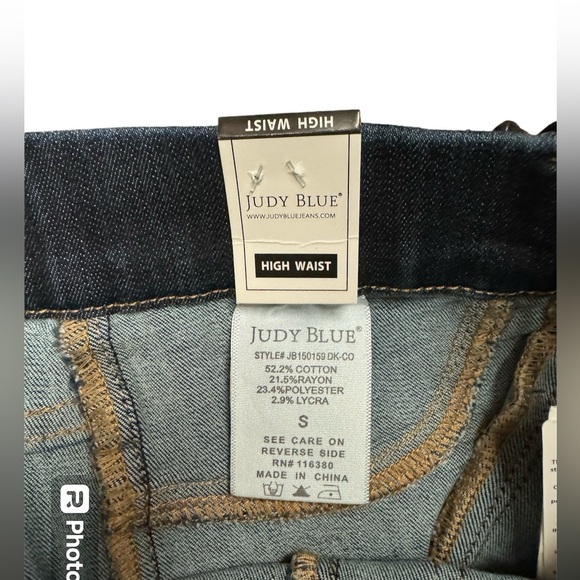 NWT Judy Blue Pull On Bermuda Shorts Dark Wash High Rise Size Small Stretch - Picture 14 of 14